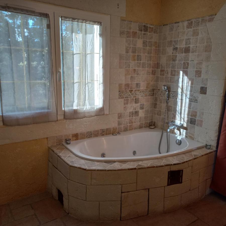 Gite With Private Jacuzzi, Shiatsu & Healthy Food Ladern-sur-Lauquet Exteriör bild